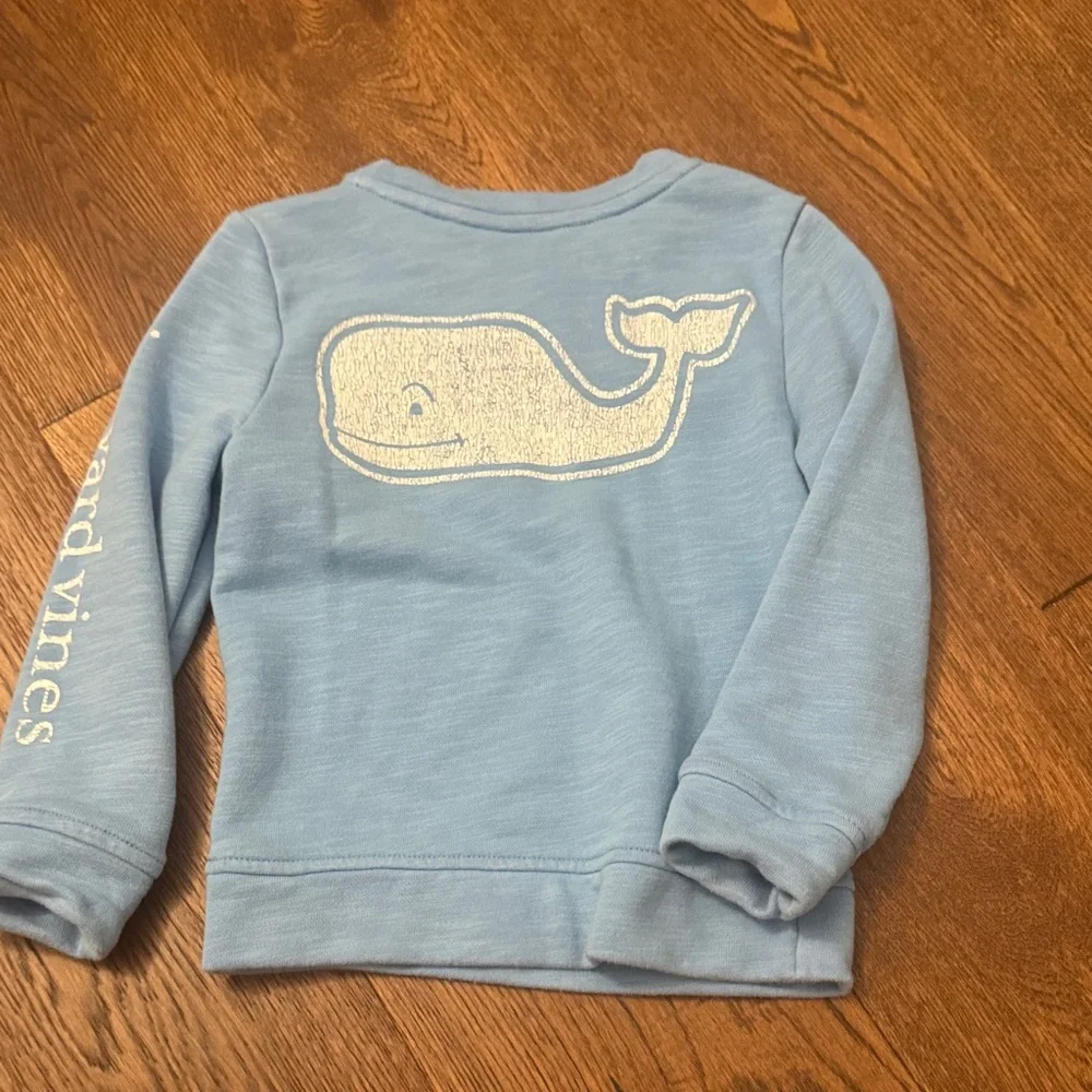 Vineyard Vines Kids Light Blue Sweatshirt with Whale Logo - Picture 2 of 2